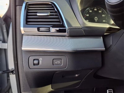 2019 Volvo XC90 R-Design